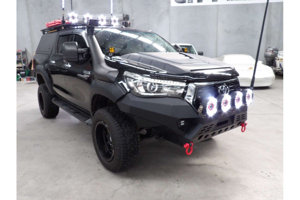 2018 Toyota Hilux SR5 GUN126R 4X4