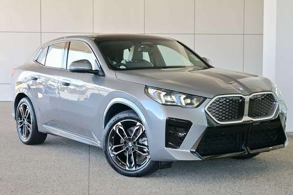 2026 BMW iX2 xDrive30 M Sport U10
