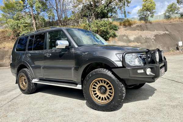 2017 Mitsubishi Pajero GLX NX
