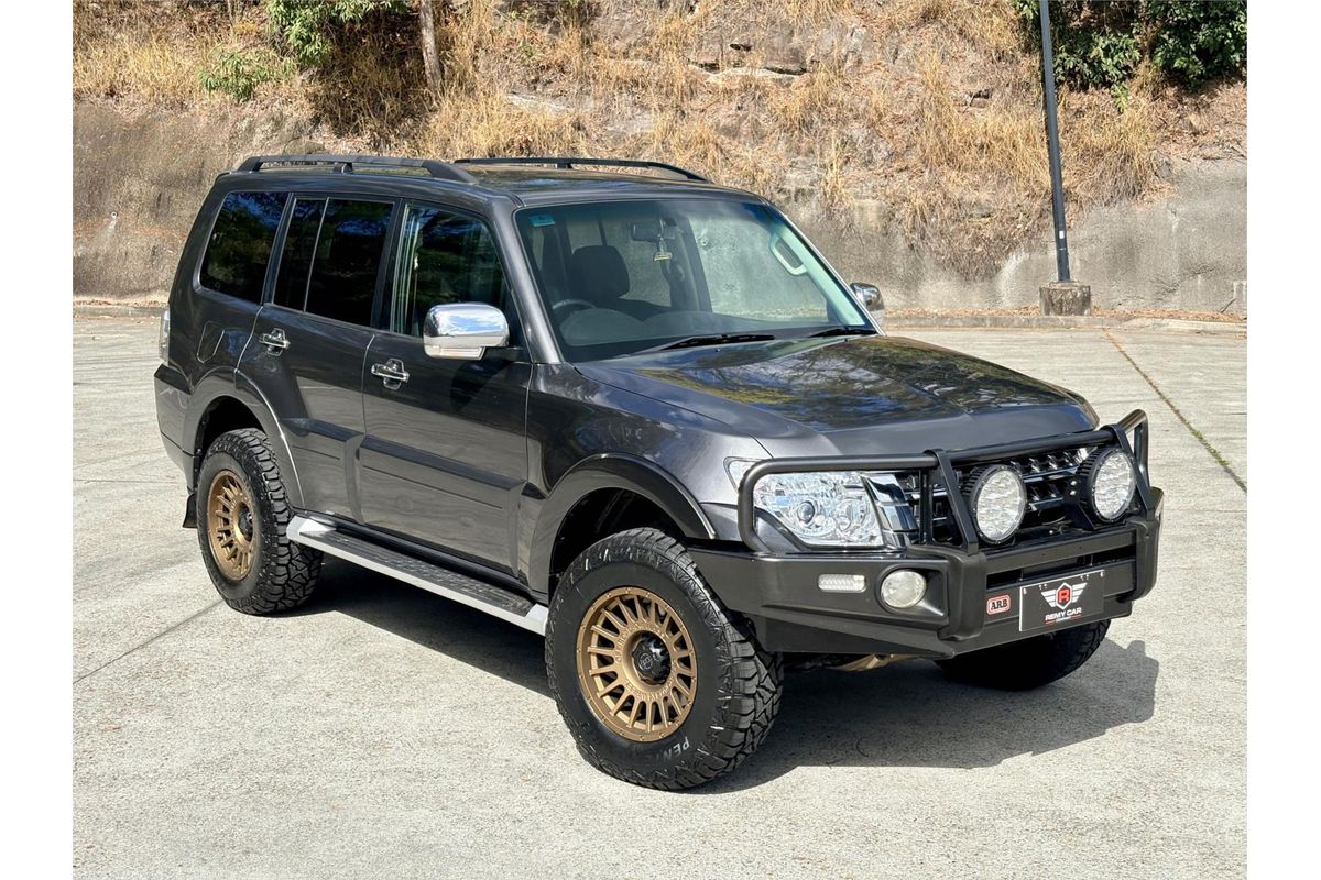 2017 Mitsubishi Pajero GLX NX