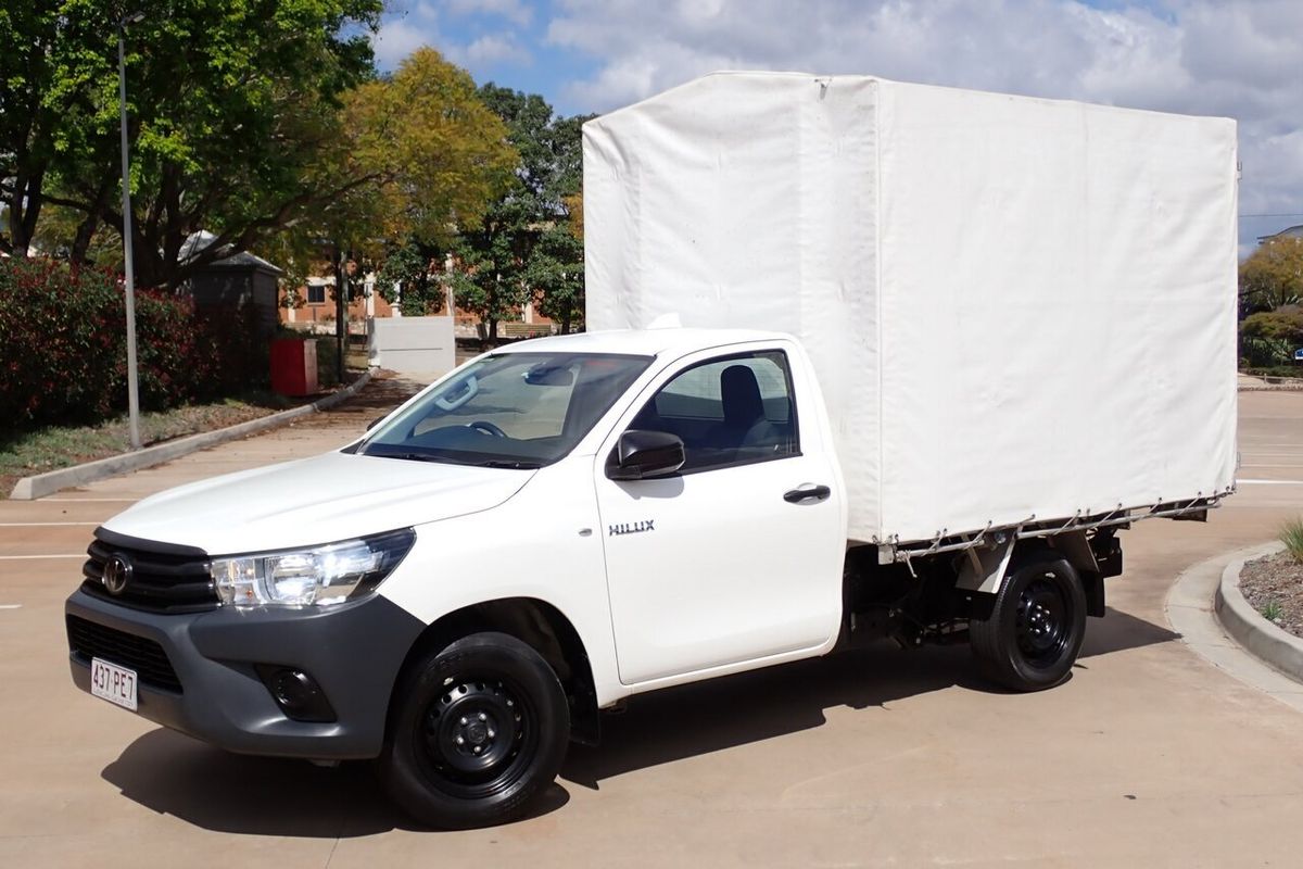 2022 Toyota Hilux Workmate TGN121R 4x2