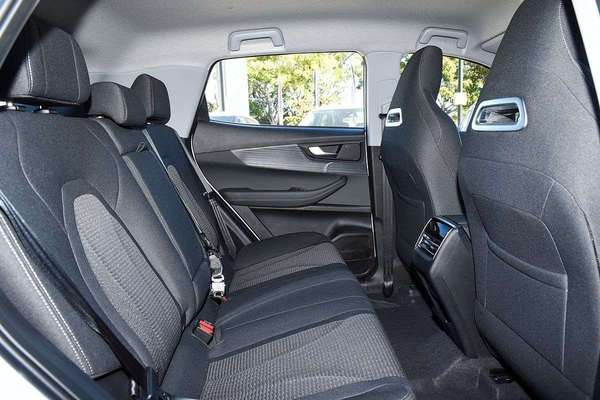 2026 Chery Tiggo 4 Urban thumb-8