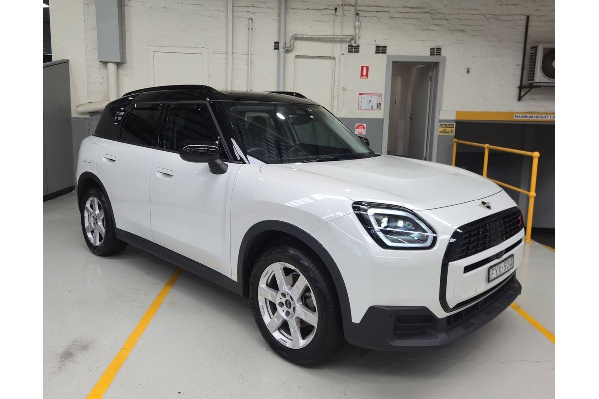 2024 MINI Countryman S Classic U25