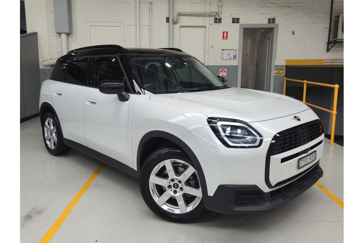 2024 MINI Countryman S Classic U25