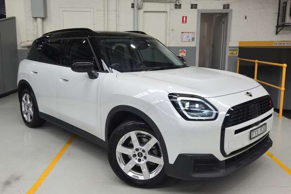 2024 MINI Countryman S Classic U25
