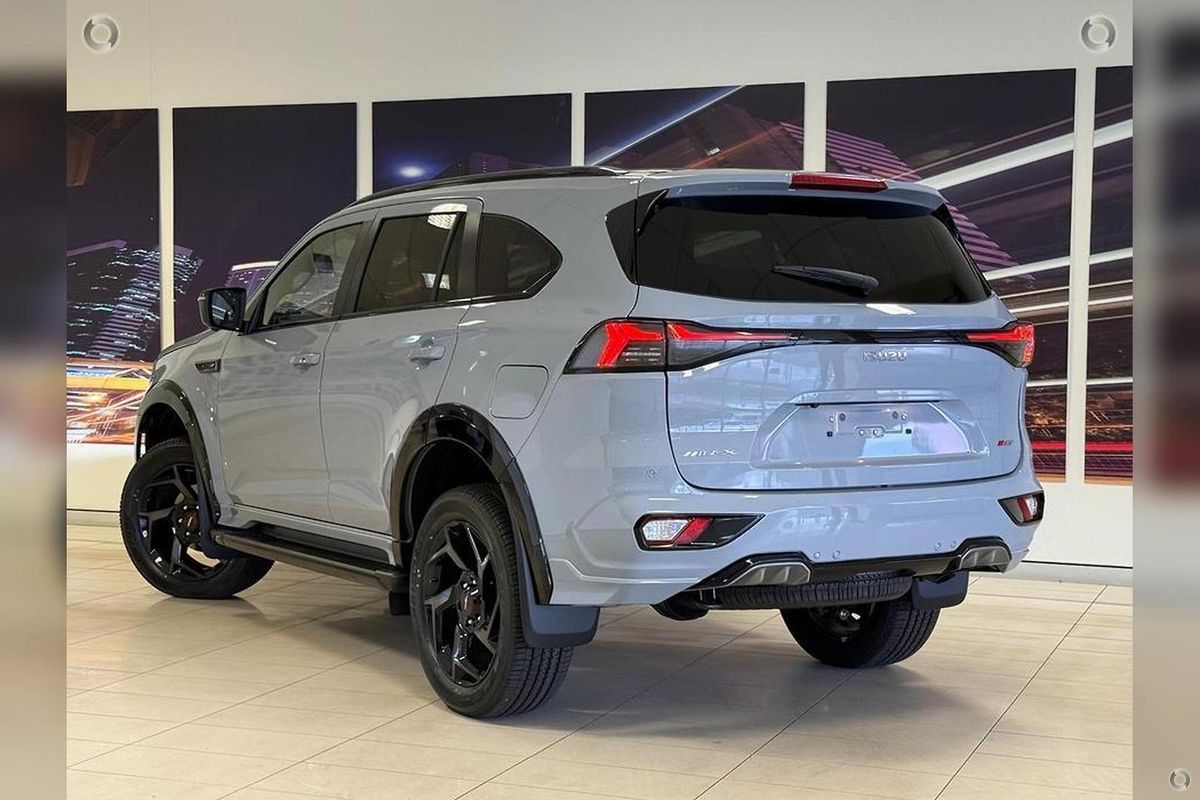 2026 Isuzu MU-X X-TERRAIN