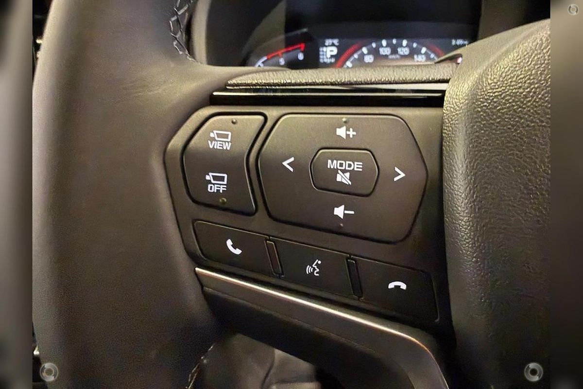 2026 Isuzu MU-X X-TERRAIN image 14