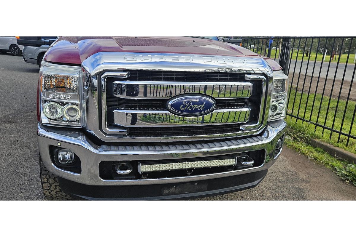 2014 Ford F250 Lariat 4X4 image 4
