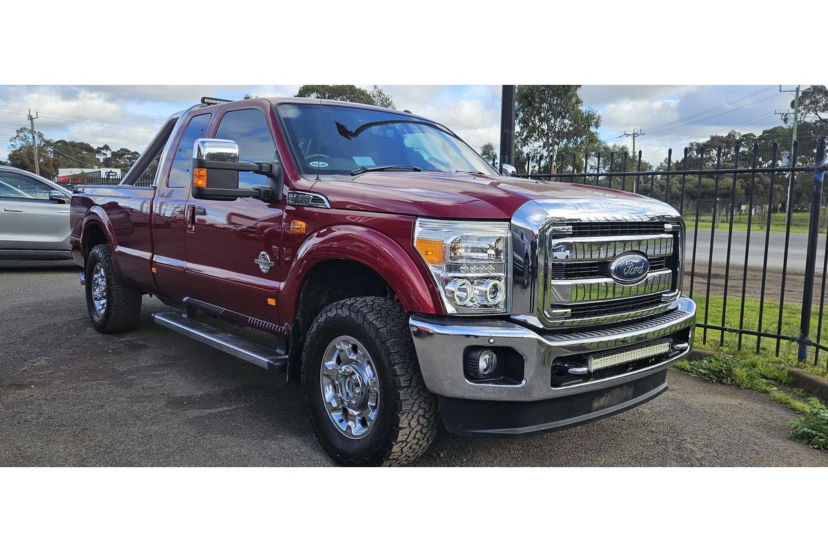 2014 Ford F250 Lariat 4X4 image 6
