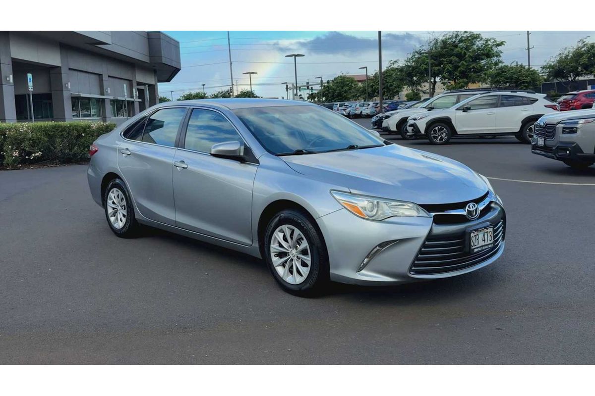 2017 Toyota Camry LE