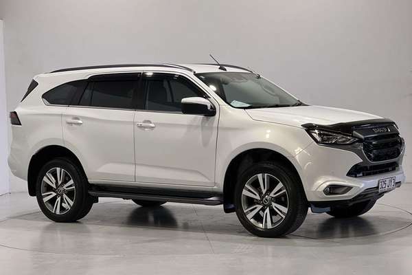 2023 Isuzu MU-X LS-T