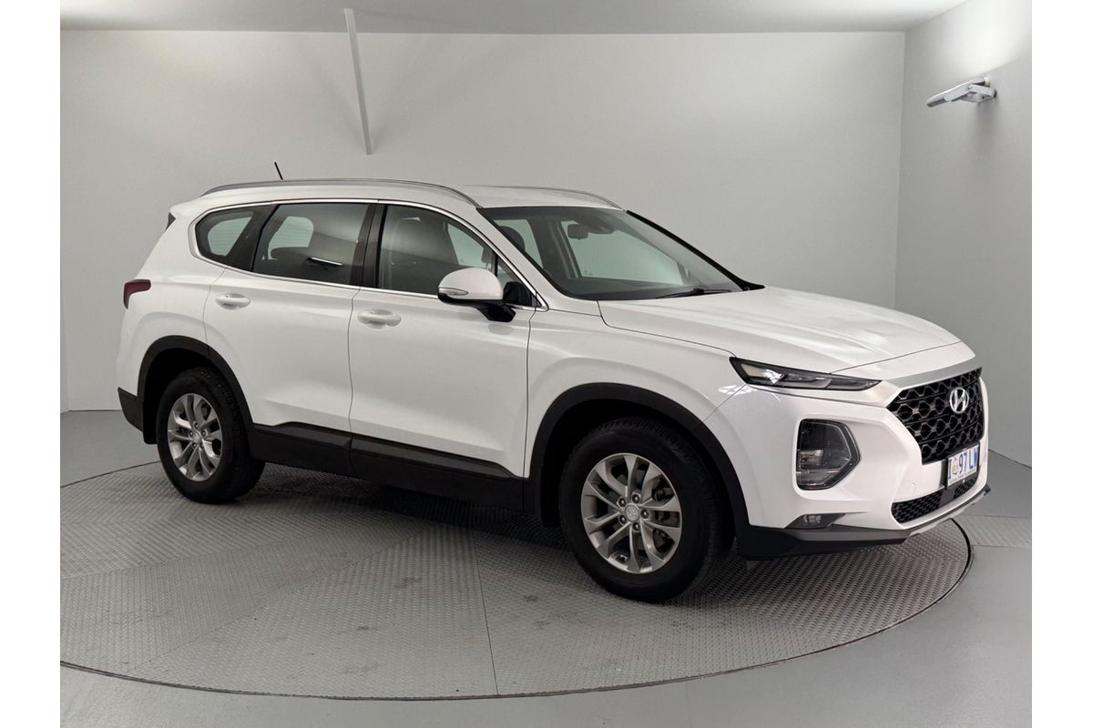 2019 Hyundai Santa Fe Active TM.2
