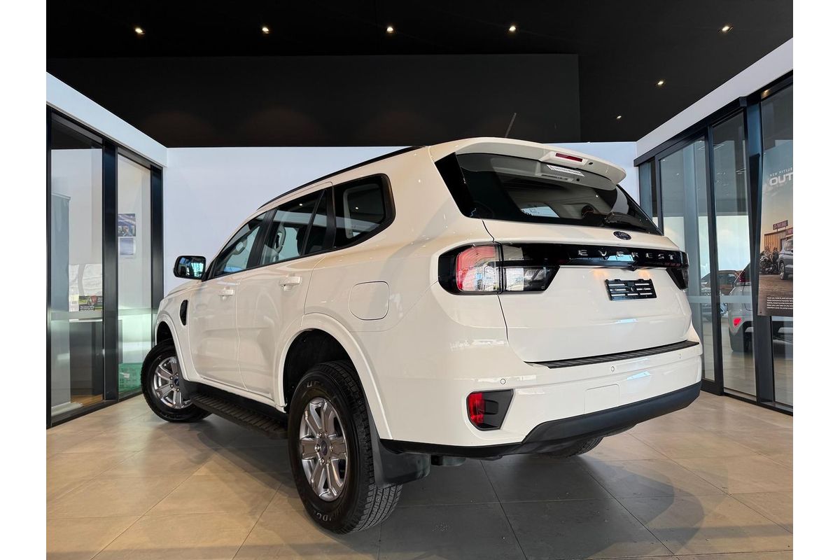 2024 Ford Everest Ambiente 2.0L