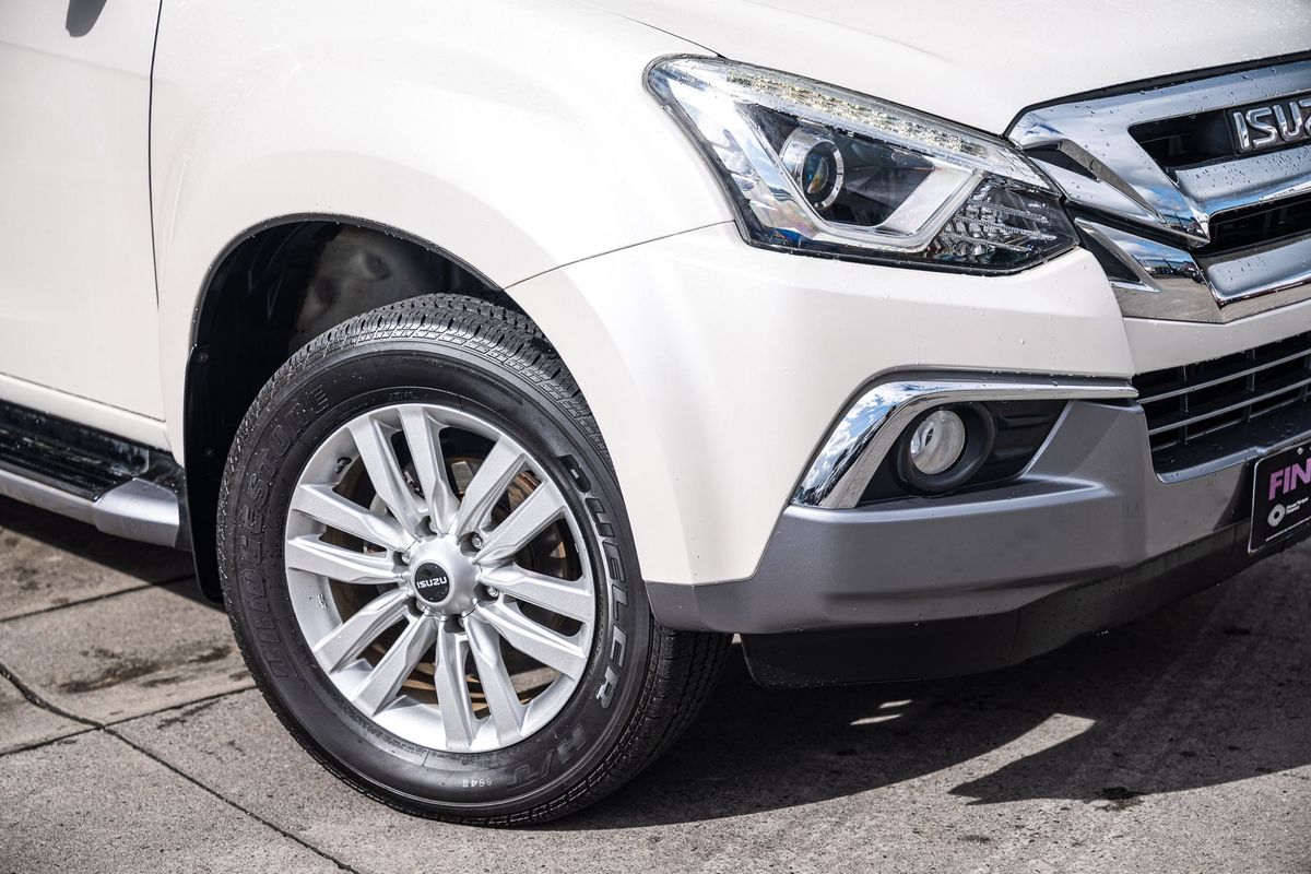 2018 Isuzu MU-X LS-U