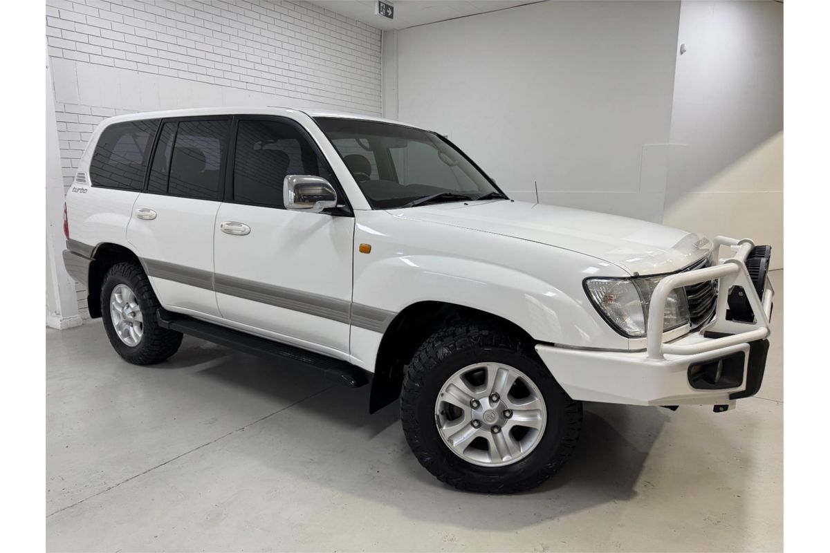 2005 Toyota Landcruiser Sahara HDJ100R