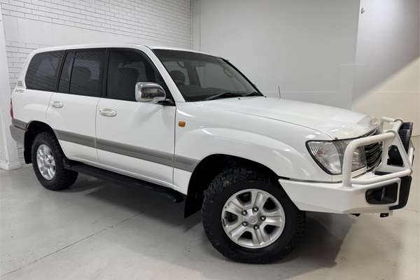 2005 Toyota Landcruiser Sahara HDJ100R