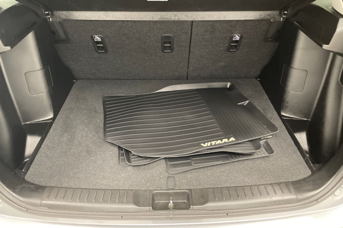 2023 Suzuki Vitara Turbo LY Series II