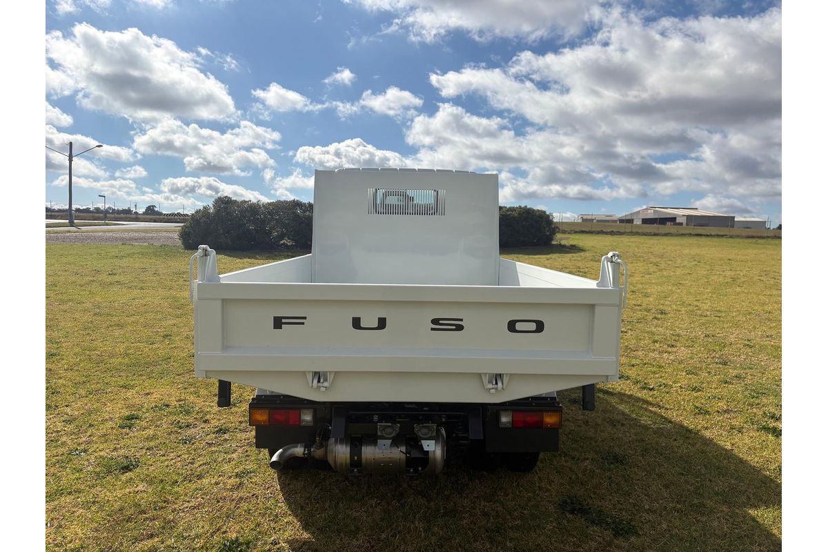 2026 Fuso Canter 615 Tipper image 6