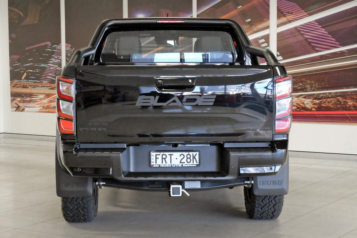 2026 Isuzu D-MAX BLADE 4X4 image 3