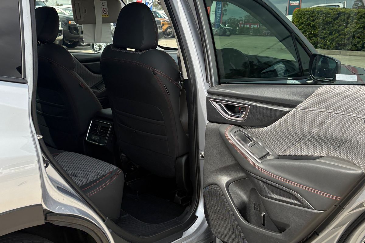 2021 Subaru Forester 2.5i Sport S5