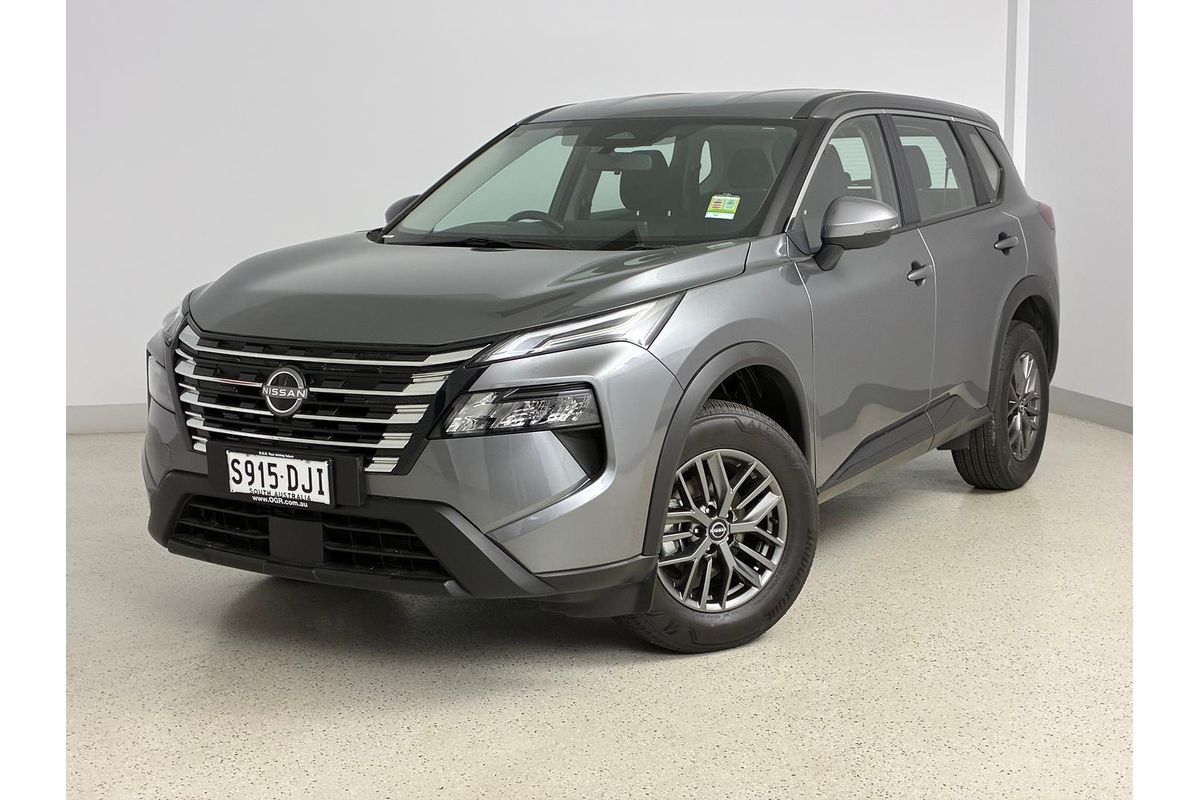 2026 Nissan X-TRAIL ST T33