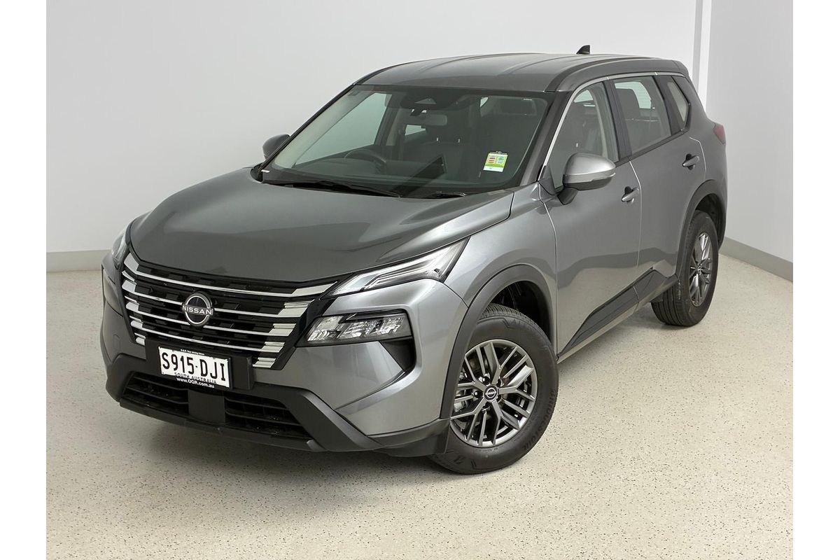 2026 Nissan X-TRAIL ST T33