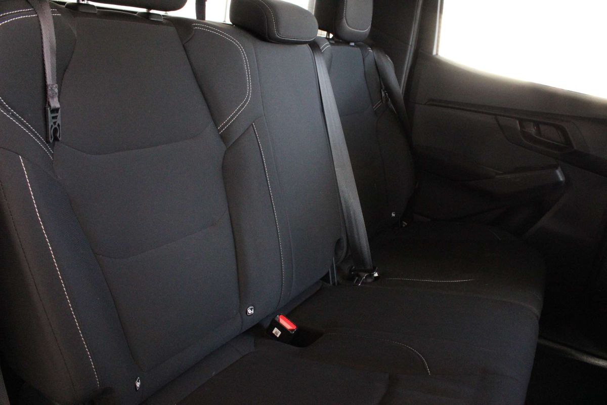 2021 Isuzu D-MAX SX 4X4