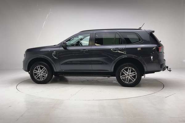 2022 Ford Everest Trend 2.0L thumb-7