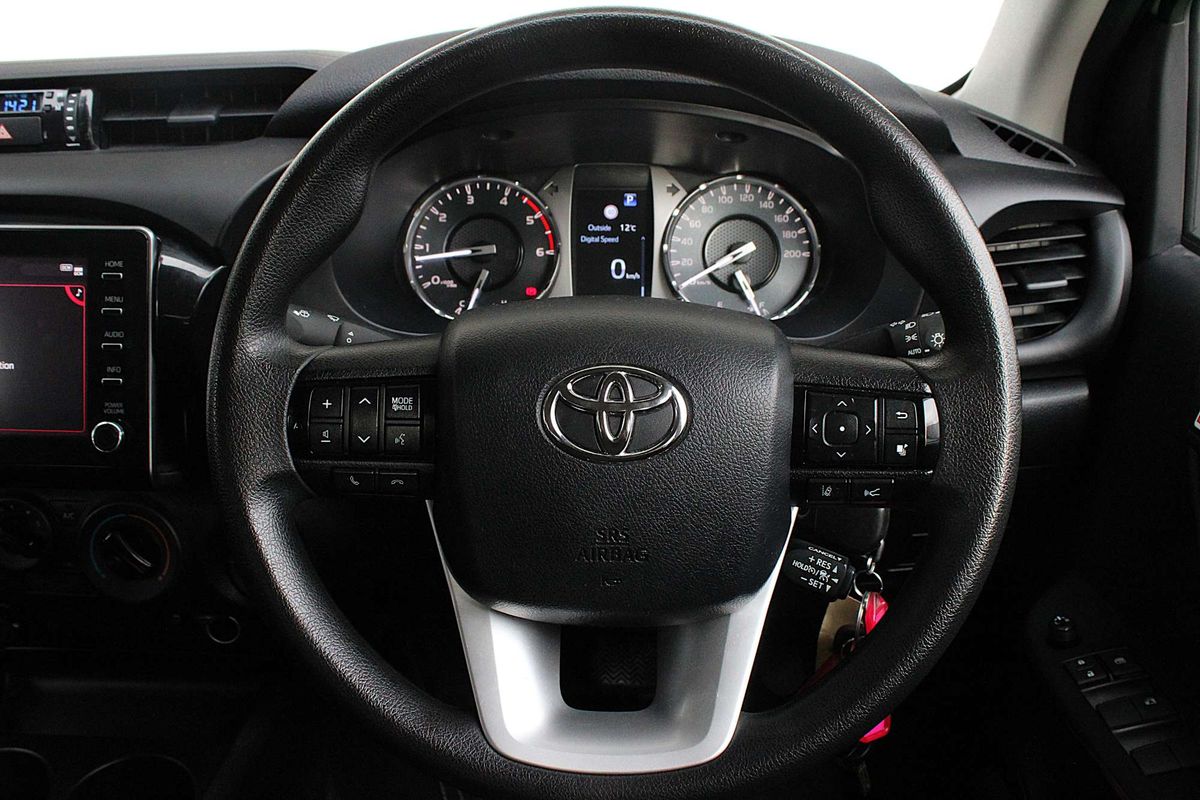 2022 Toyota Hilux Workmate GUN125R 4X4
