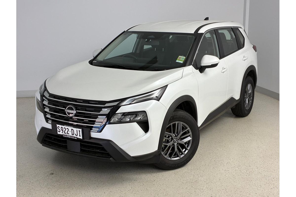 2026 Nissan X-TRAIL ST T33