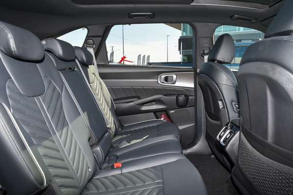 2026 Kia Sorento HEV GT-Line MQ4 PE thumb-8