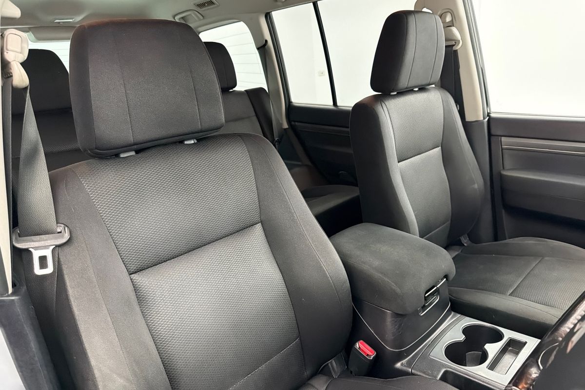 2011 Mitsubishi Pajero GLX NT