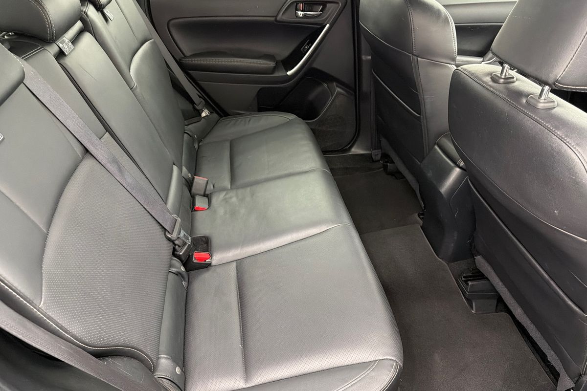 2016 Subaru Forester 2.5i-S S4