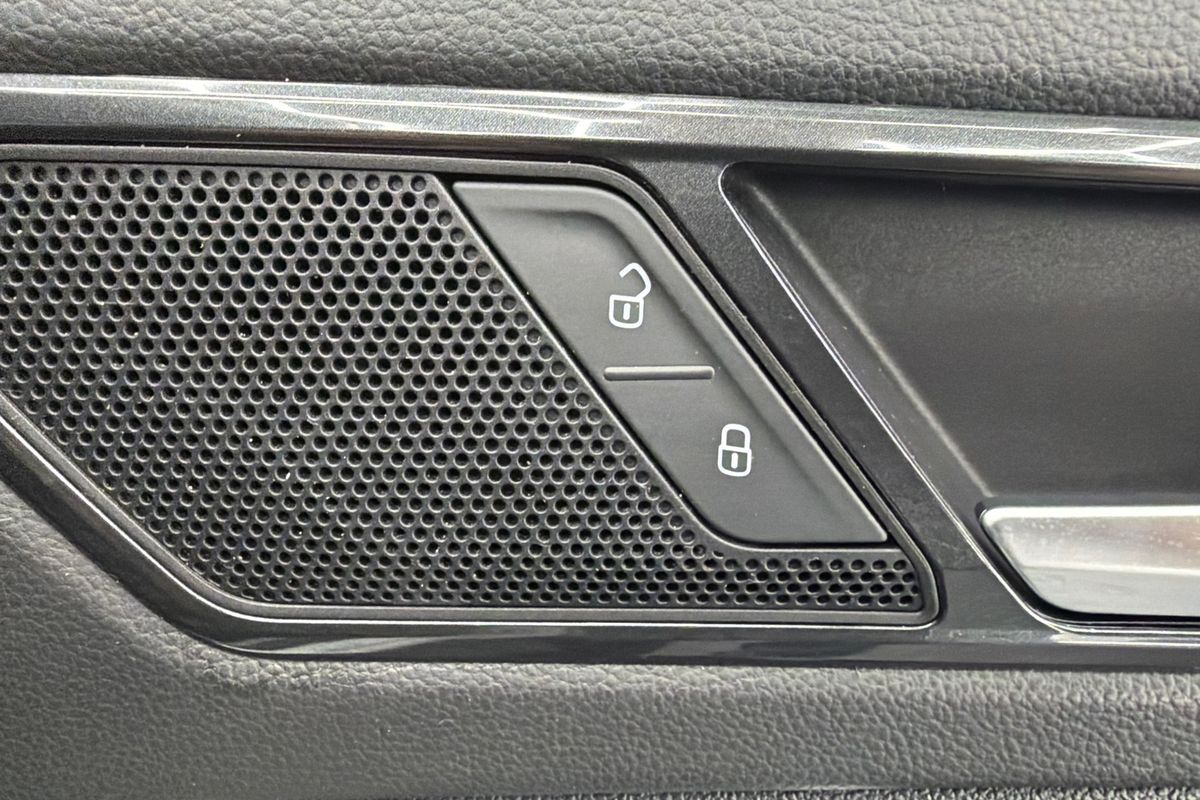 2017 Volkswagen Tiguan 140TDI Highline 5N