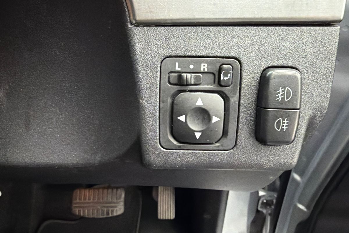 2011 Mitsubishi Pajero GLX NT