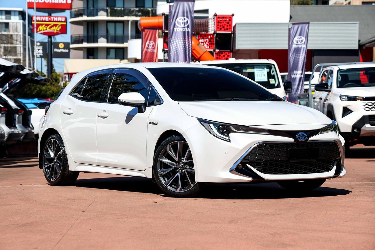 2020 Toyota Corolla ZR Hybrid ZWE211R