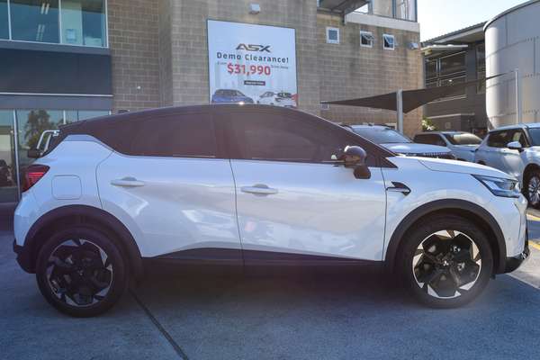 2025 Mitsubishi ASX Exceed XE thumb-4