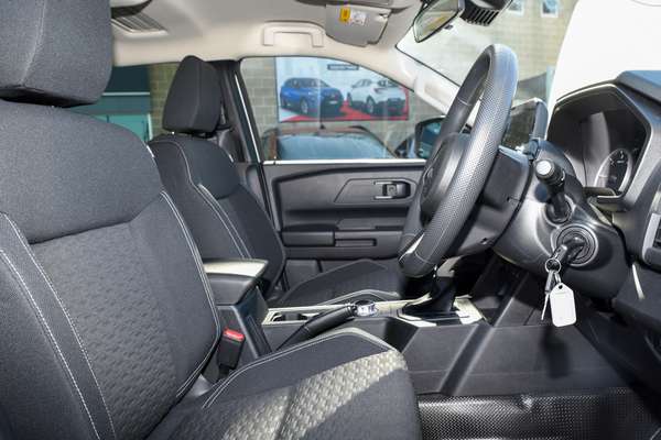 2025 Mitsubishi Triton GLX+ MV thumb-9