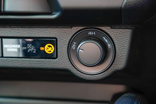 2025 Mazda BT-50 XT TF 4X4 thumb-11
