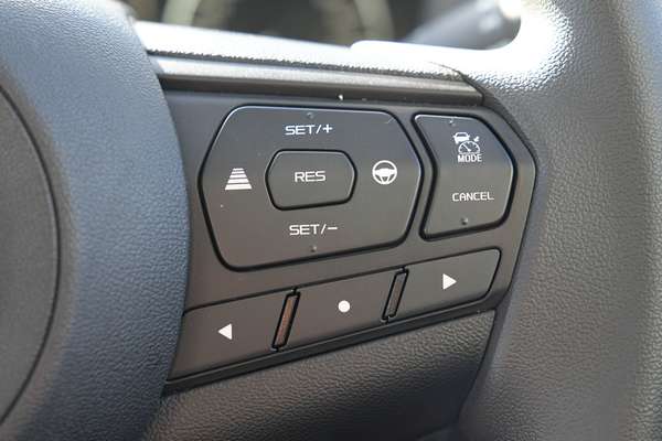 2025 Mazda BT-50 XT TF 4X4 thumb-12