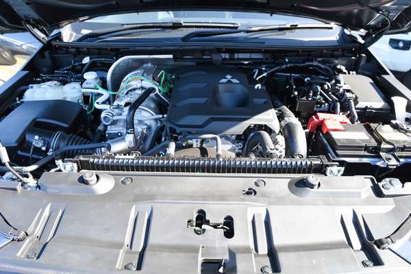 2026 Mitsubishi Triton GLS MV 4X4 thumb-7