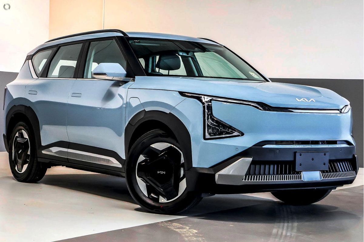 2026 Kia EV5 Air Standard Range OVc