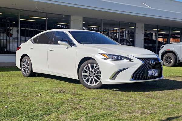 2023 Lexus ES ES300h Luxury AXZH10R