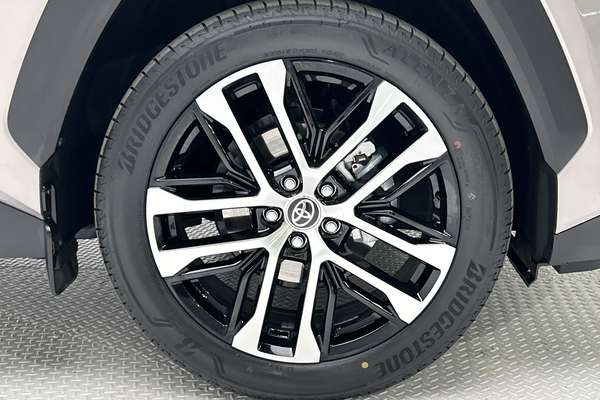 2026 Toyota RAV4 Cruiser AXAL64R thumb-9