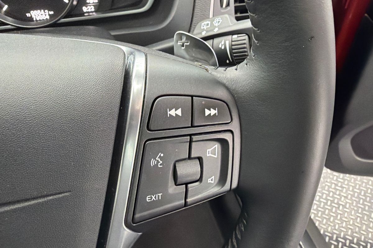 2016 Volvo V40 Cross Country D4 Luxury