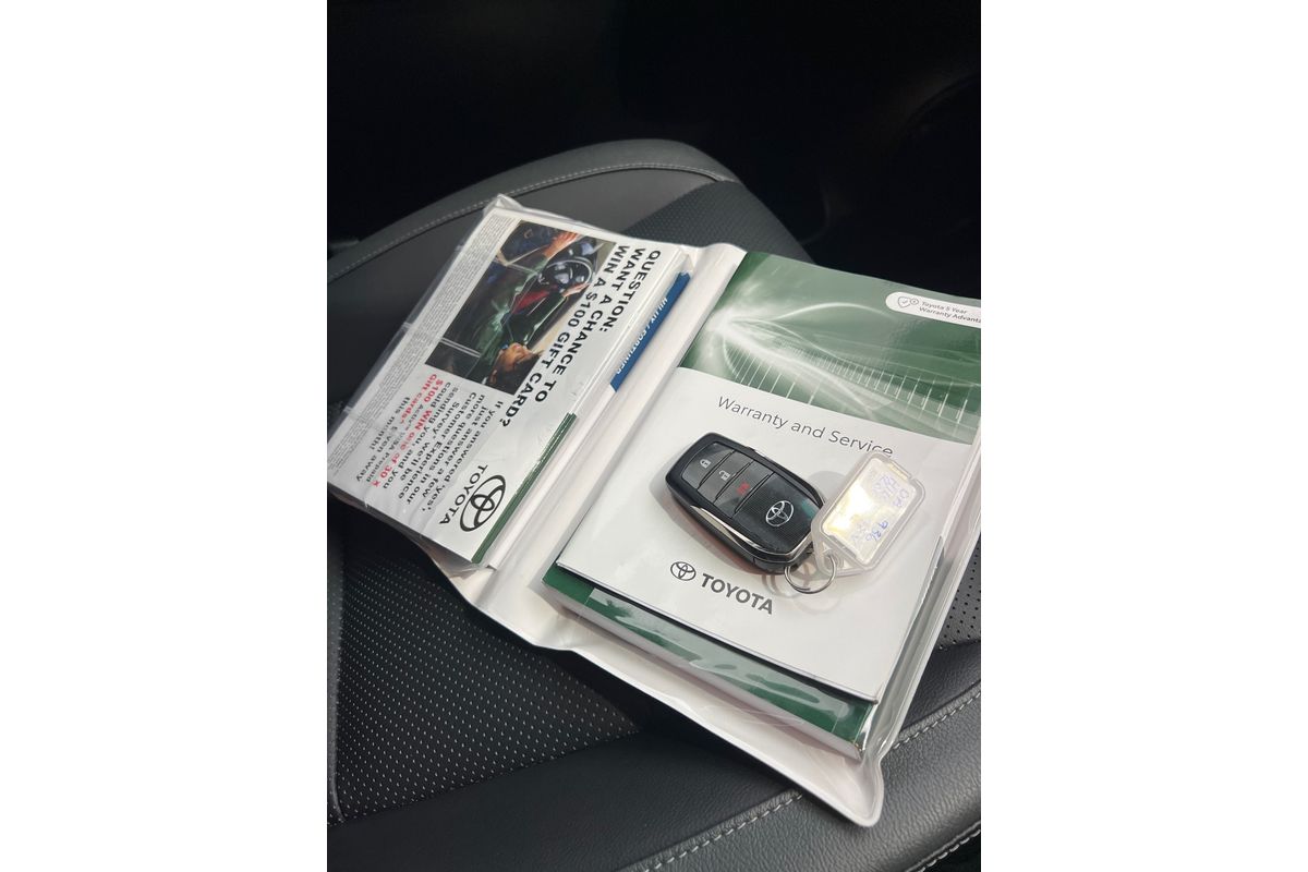 2024 Toyota Hilux Rogue 48V GUN126R 4X4 image 29