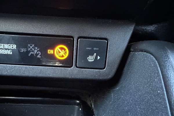2021 Isuzu MU-X LS-T thumb-16