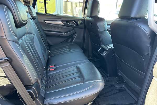 2021 Isuzu MU-X LS-T thumb-28