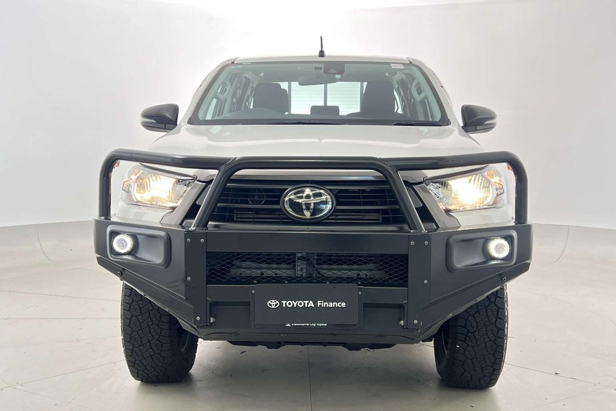2020 Toyota Hilux SR GUN126R