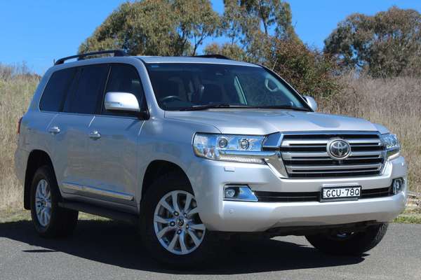 2017 Toyota Landcruiser Sahara VDJ200R